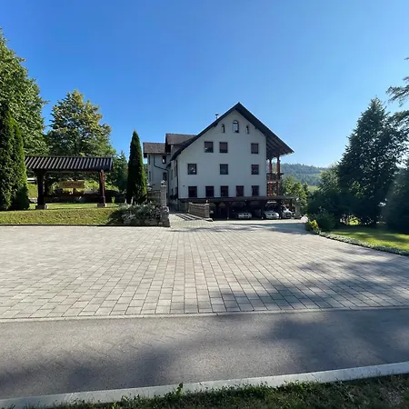 Apartment & Studio Forest Paradise Cerkno Exterior photo