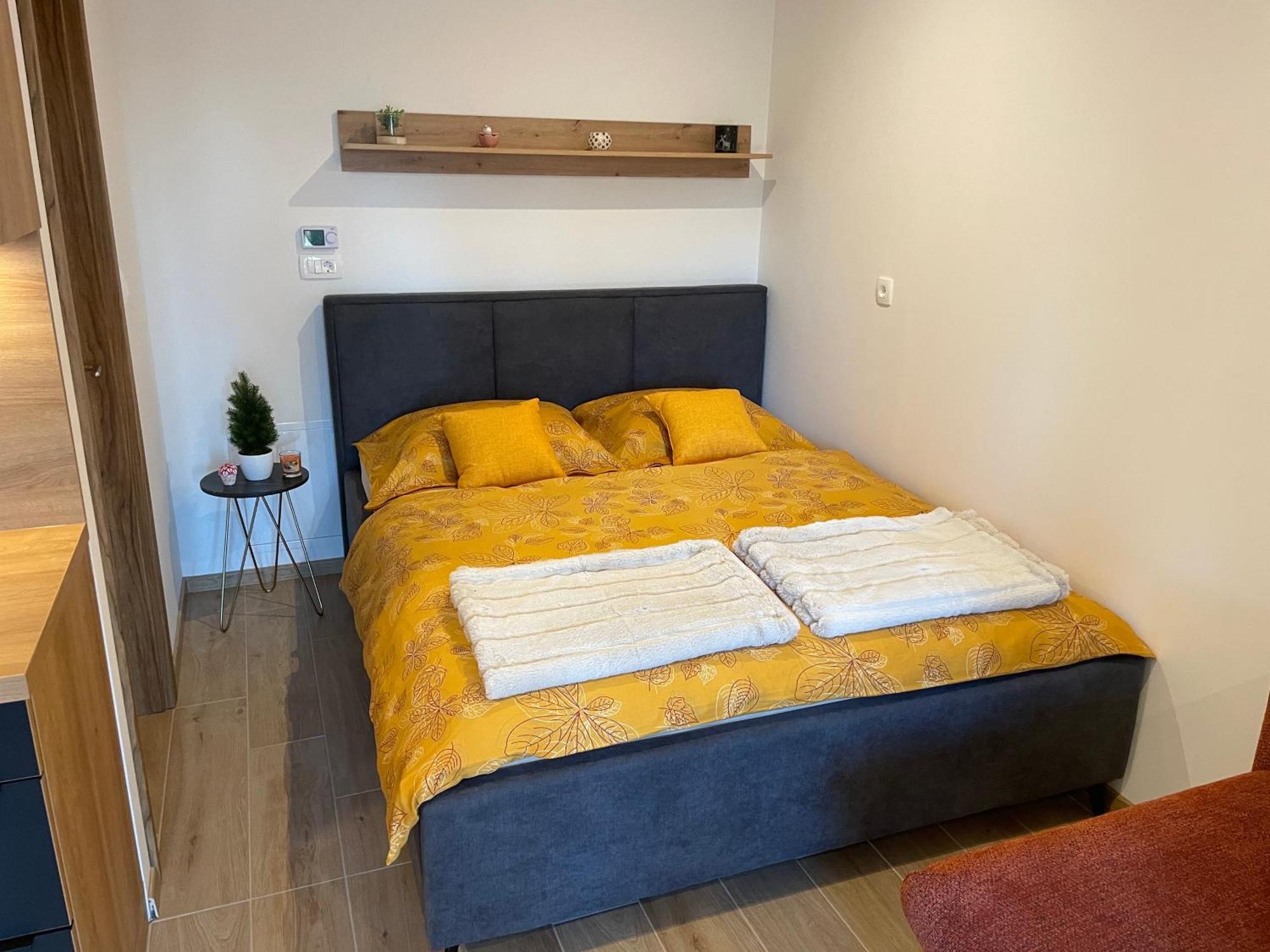 & Forest Paradise Apartment Cerkno